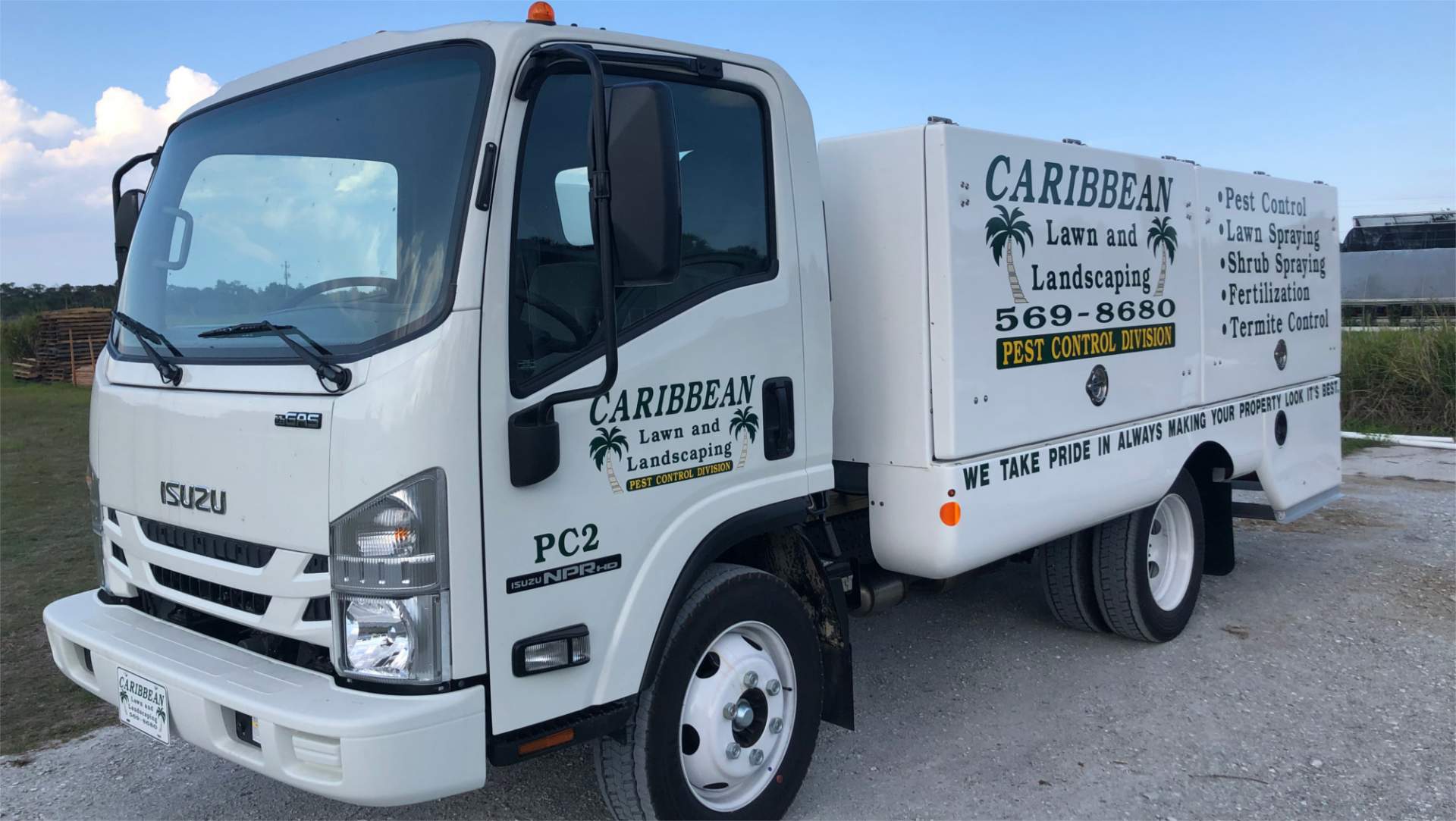 Pest control vehicle